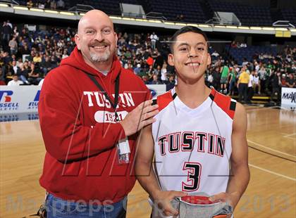 Thumbnail 1 in Royal vs. Tustin (CIF SS DIV 3AA Final) photogallery.
