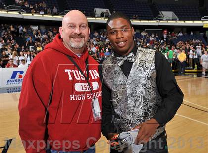 Thumbnail 3 in Royal vs. Tustin (CIF SS DIV 3AA Final) photogallery.