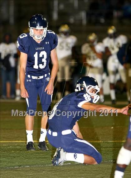 Thumbnail 3 in Loyola vs. St. John Bosco photogallery.