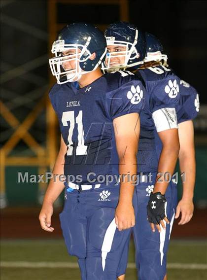 Thumbnail 3 in Loyola vs. St. John Bosco photogallery.