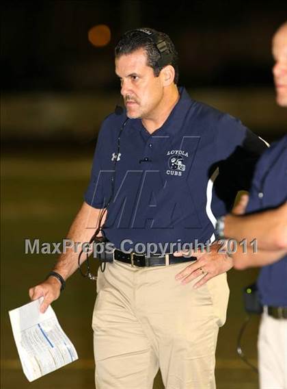 Thumbnail 2 in Loyola vs. St. John Bosco photogallery.