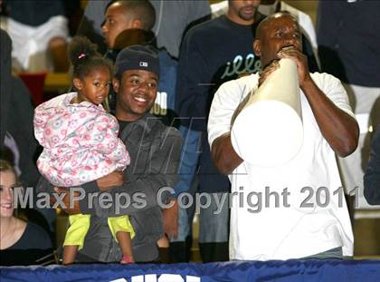Thumbnail 1 in Loyola vs. St. John Bosco photogallery.