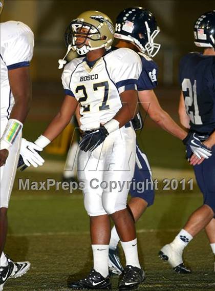 Thumbnail 1 in Loyola vs. St. John Bosco photogallery.