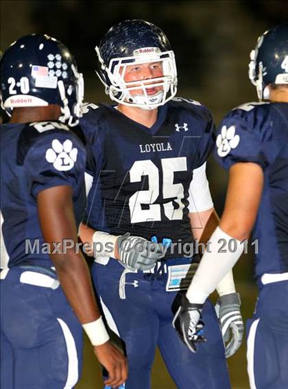 Thumbnail 3 in Loyola vs. St. John Bosco photogallery.