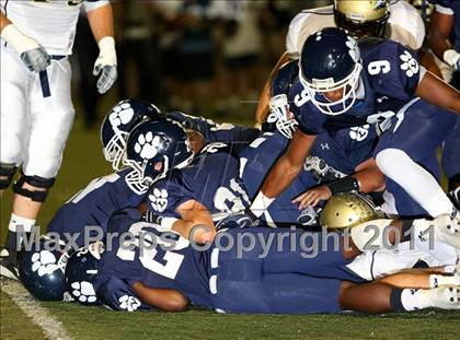 Thumbnail 2 in Loyola vs. St. John Bosco photogallery.