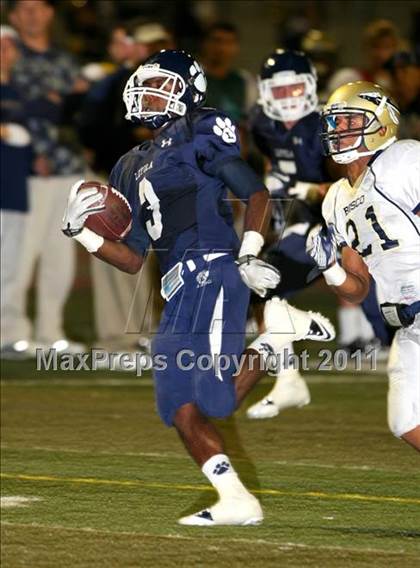 Thumbnail 2 in Loyola vs. St. John Bosco photogallery.
