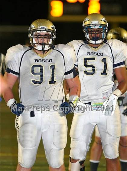 Thumbnail 3 in Loyola vs. St. John Bosco photogallery.
