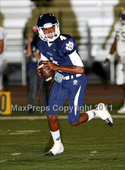 Thumbnail 1 in Loyola vs. St. John Bosco photogallery.