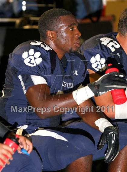 Thumbnail 3 in Loyola vs. St. John Bosco photogallery.