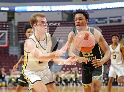 Thumbnail 2 in Neumann-Goretti vs. Quaker Valley (PIAA 4A Championship) photogallery.