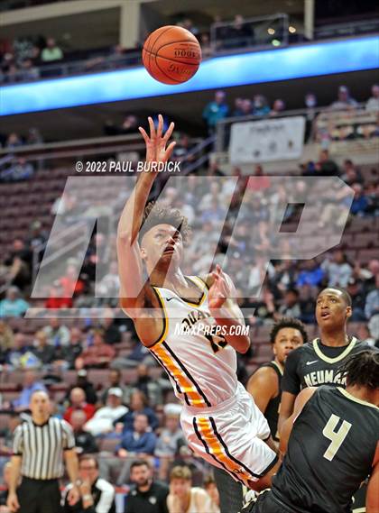 Thumbnail 1 in Neumann-Goretti vs. Quaker Valley (PIAA 4A Championship) photogallery.