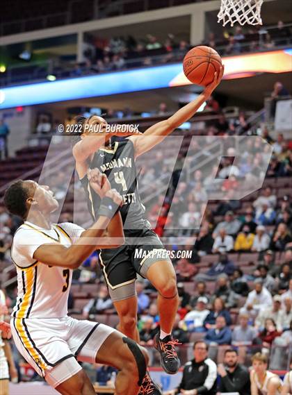 Thumbnail 3 in Neumann-Goretti vs. Quaker Valley (PIAA 4A Championship) photogallery.