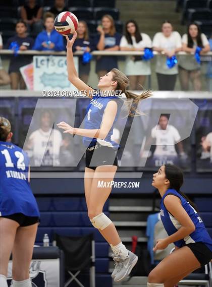 Thumbnail 2 in Weiss vs. Friendswood (UIL 5A Volleyball Division II  Region 3 Semifinal)  photogallery.