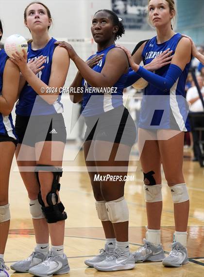 Thumbnail 3 in Weiss vs. Friendswood (UIL 5A Volleyball Division II  Region 3 Semifinal)  photogallery.