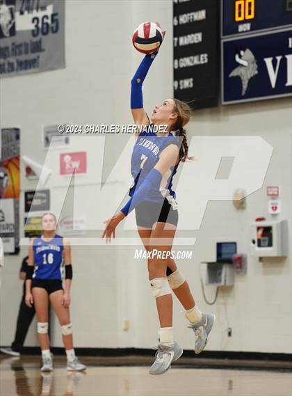 Thumbnail 3 in Weiss vs. Friendswood (UIL 5A Volleyball Division II  Region 3 Semifinal)  photogallery.