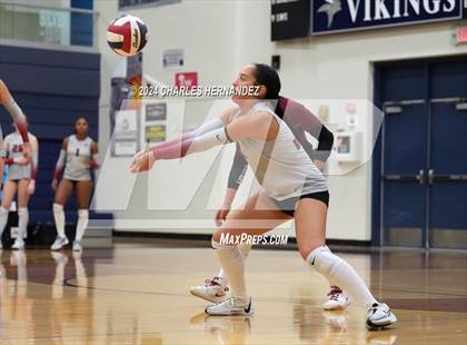 Thumbnail 1 in Weiss vs. Friendswood (UIL 5A Volleyball Division II  Region 3 Semifinal)  photogallery.