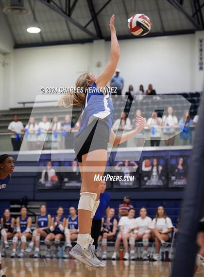 Thumbnail 2 in Weiss vs. Friendswood (UIL 5A Volleyball Division II  Region 3 Semifinal)  photogallery.