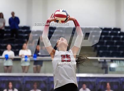 Thumbnail 2 in Weiss vs. Friendswood (UIL 5A Volleyball Division II  Region 3 Semifinal)  photogallery.