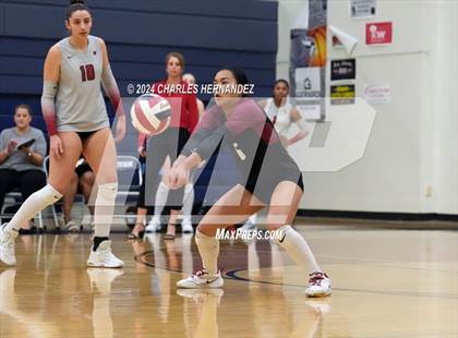 Thumbnail 3 in Weiss vs. Friendswood (UIL 5A Volleyball Division II  Region 3 Semifinal)  photogallery.