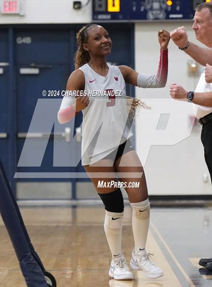 Thumbnail 2 in Weiss vs. Friendswood (UIL 5A Volleyball Division II  Region 3 Semifinal)  photogallery.