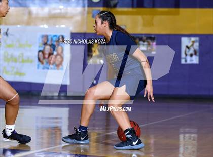 Thumbnail 3 in Warren vs. Lynwood photogallery.