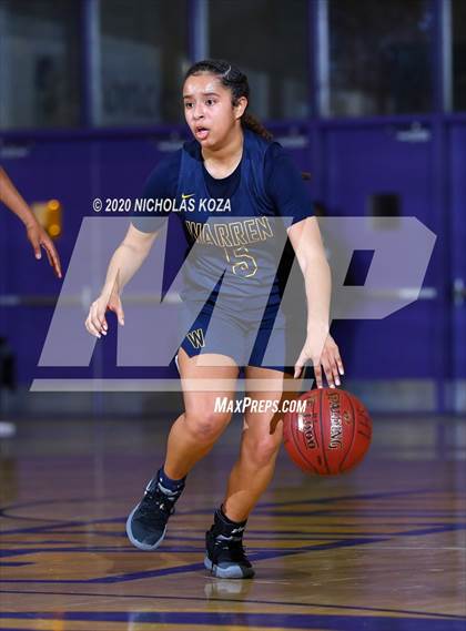 Thumbnail 3 in Warren vs. Lynwood photogallery.