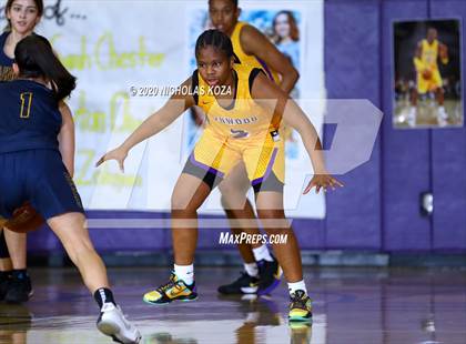 Thumbnail 1 in Warren vs. Lynwood photogallery.