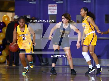 Thumbnail 1 in Warren vs. Lynwood photogallery.