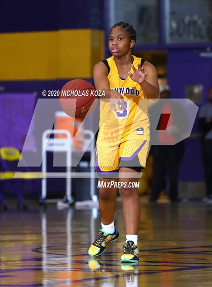 Thumbnail 2 in Warren vs. Lynwood photogallery.
