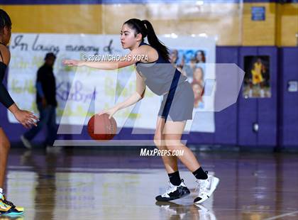 Thumbnail 1 in Warren vs. Lynwood photogallery.