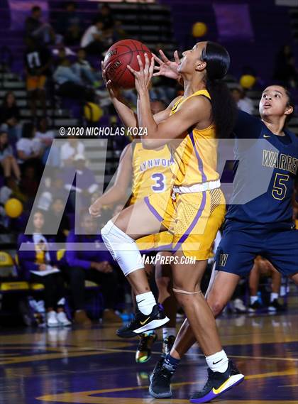Thumbnail 3 in Warren vs. Lynwood photogallery.