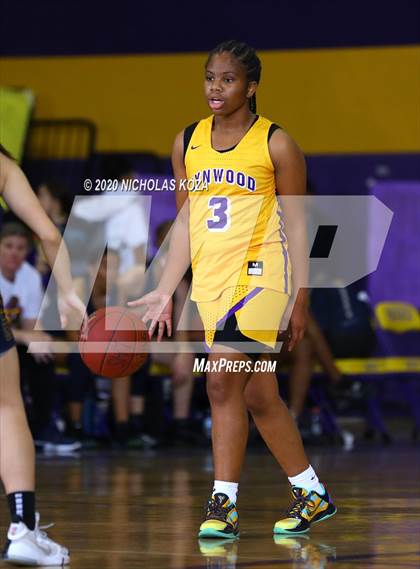 Thumbnail 3 in Warren vs. Lynwood photogallery.