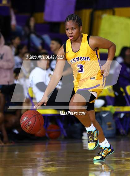Thumbnail 3 in Warren vs. Lynwood photogallery.