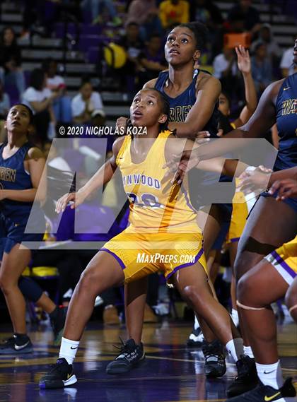 Thumbnail 2 in Warren vs. Lynwood photogallery.