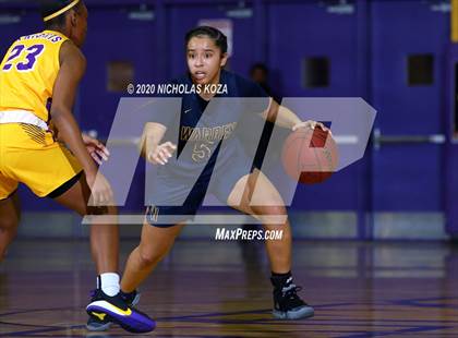 Thumbnail 2 in Warren vs. Lynwood photogallery.