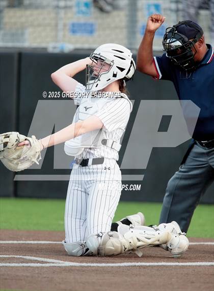 Thumbnail 1 in Marcus vs Guyer (UIL 6A Softball Regional Finals Division II) Game 1 photogallery.