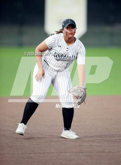 Thumbnail 1 in Marcus vs Guyer (UIL 6A Softball Regional Finals Division II) Game 1 photogallery.