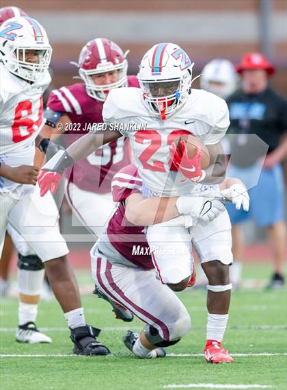 Thumbnail 2 in Zachary @ E. D. White(Scrimmage) photogallery.