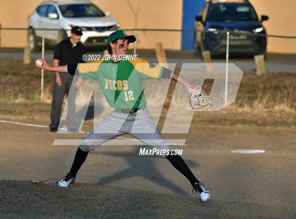 Thumbnail 1 in Pecos @ Penasco photogallery.