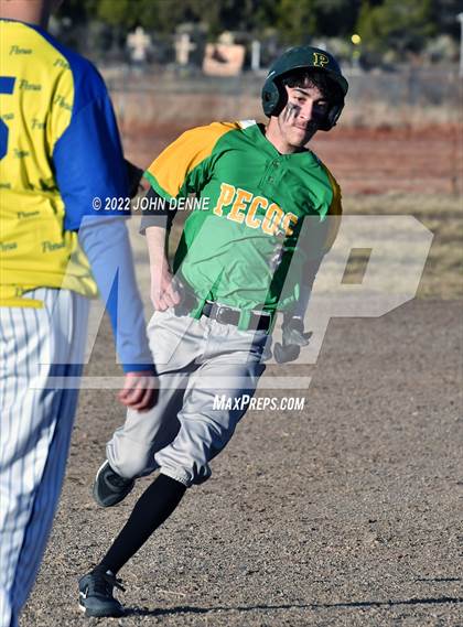 Thumbnail 1 in Pecos @ Penasco photogallery.