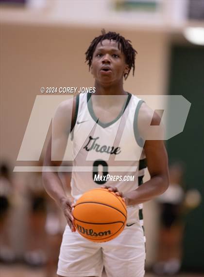 Thumbnail 3 in Central Gwinnett vs Walnut Grove (Grayson New Year's Classic) photogallery.