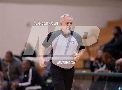 Thumbnail 2 in Central Gwinnett vs Walnut Grove (Grayson New Year's Classic) photogallery.