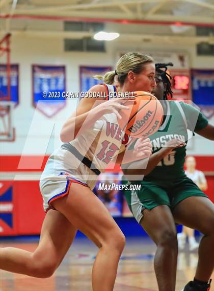 Thumbnail 1 in Kinston @ West Carteret photogallery.