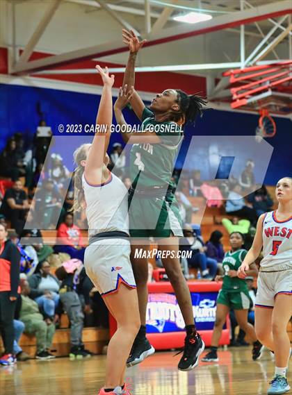 Thumbnail 3 in Kinston @ West Carteret photogallery.