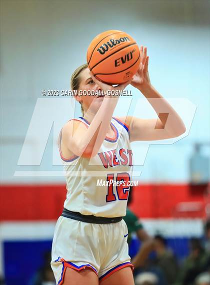 Thumbnail 1 in Kinston @ West Carteret photogallery.
