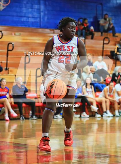 Thumbnail 1 in Kinston @ West Carteret photogallery.