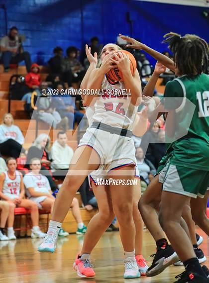 Thumbnail 2 in Kinston @ West Carteret photogallery.