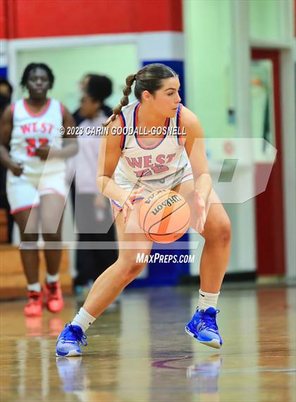 Thumbnail 3 in Kinston @ West Carteret photogallery.