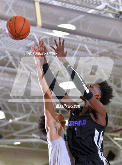 Thumbnail 3 in Capital Christian vs. Garfield (Rancho Mirage Holiday Invitational) photogallery.