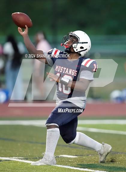 Thumbnail 3 in Van Alstyne @ Life Waxahachie photogallery.